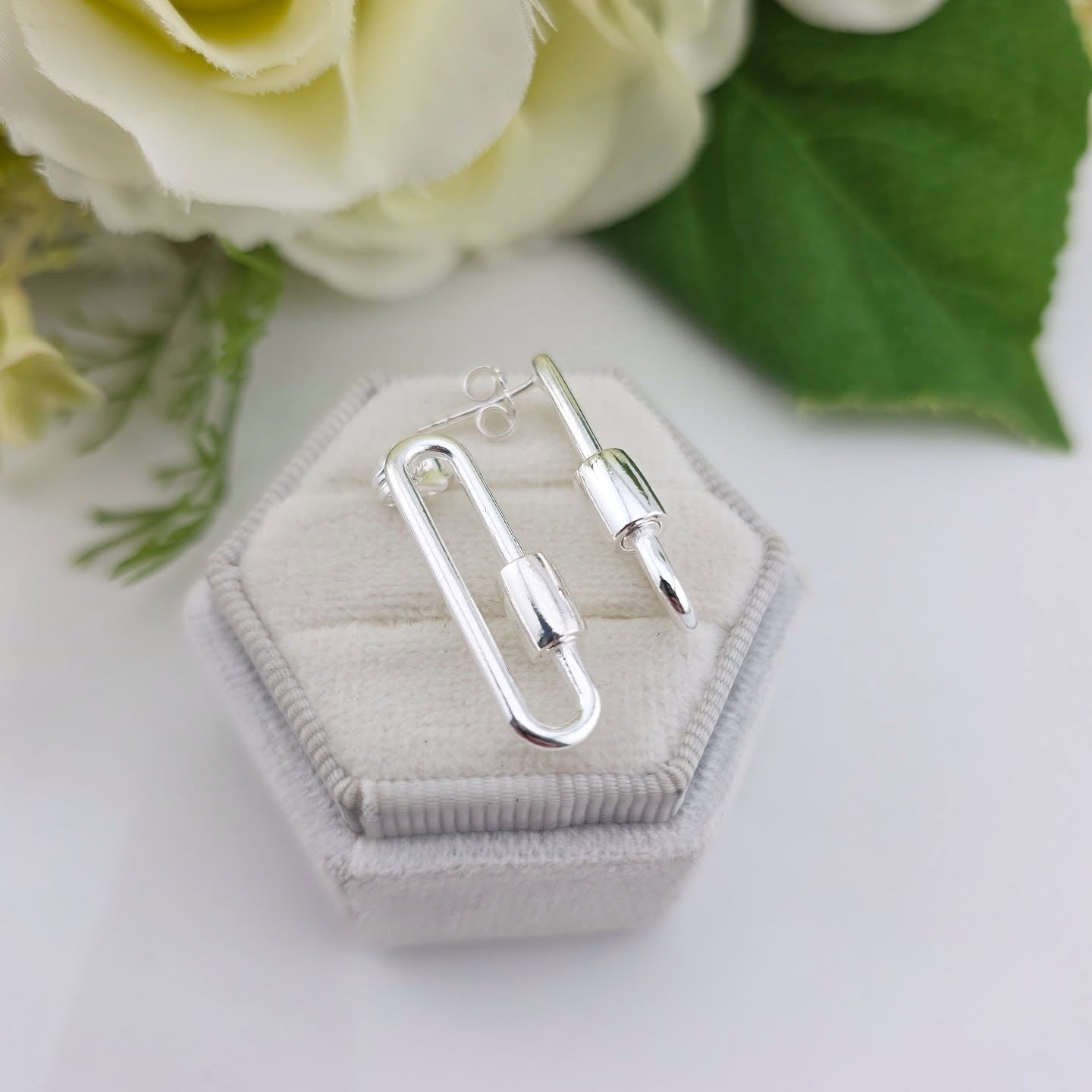 925 Sterling Silver Screw Clasp Paperclip Drop Earrings