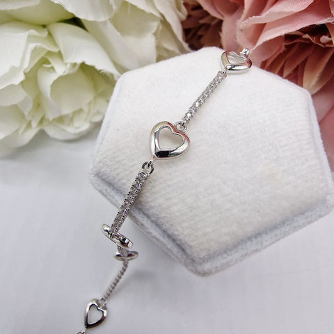 925 Sterling Silver Heart Cz Ladies Bracelet