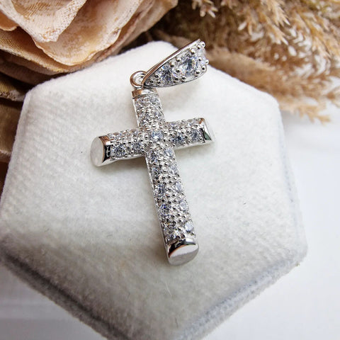 925 Sterling Silver Pave Set Cz Cross Pendant with Chain