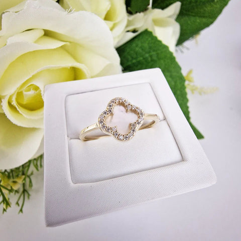 9ct Yellow Gold CZ Four Leaf Clover Ring