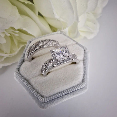 925 Sterling Silver Cz Ring Set with Baguette Twist Design Band
