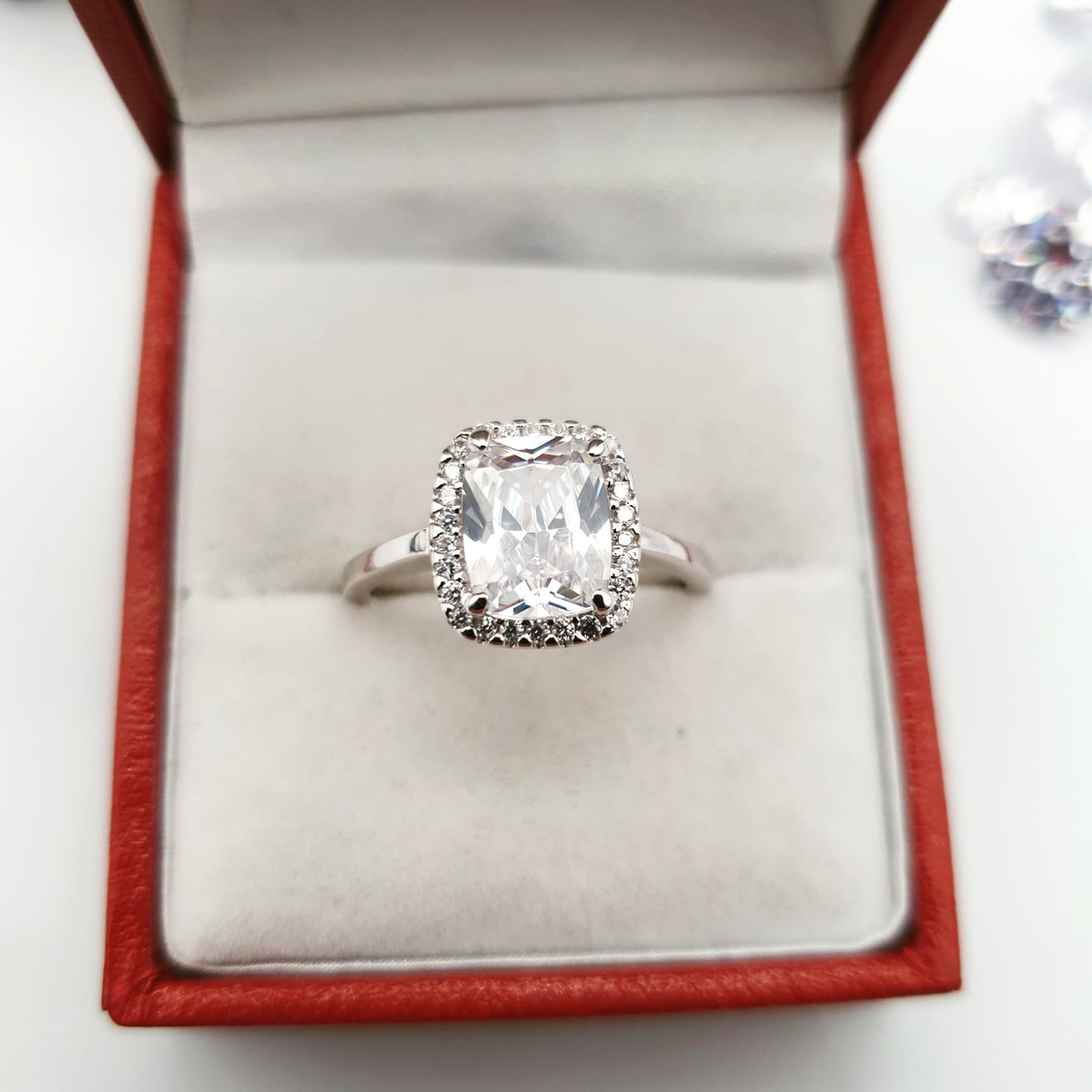 925 Sterling Silver Cushion Centre Cz Ring