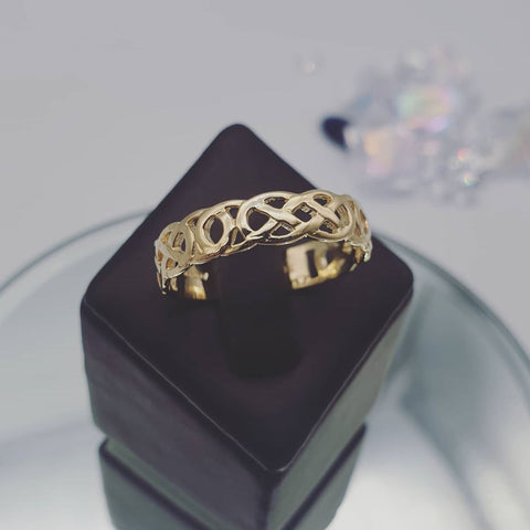 9ct Yellow Gold Celtic Band Ring