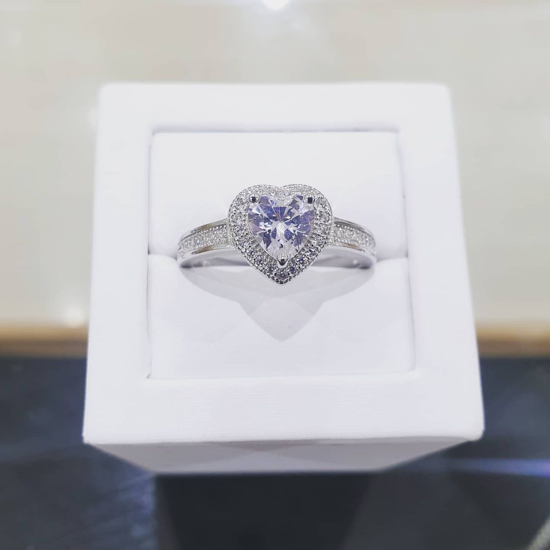 925 Sterling Silver Cz Heart Solitaire Ring