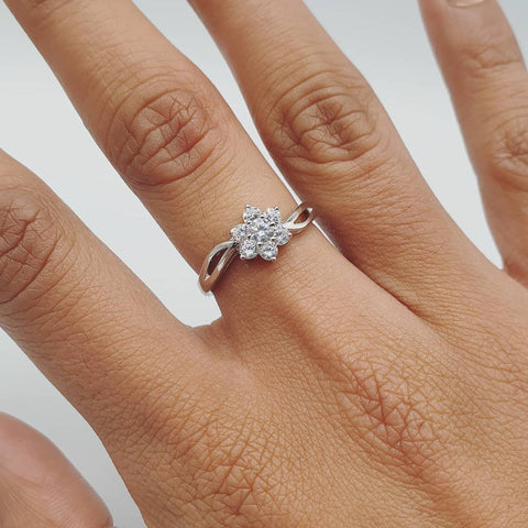 925 Sterling Silver Flower Cz Cluster Ring