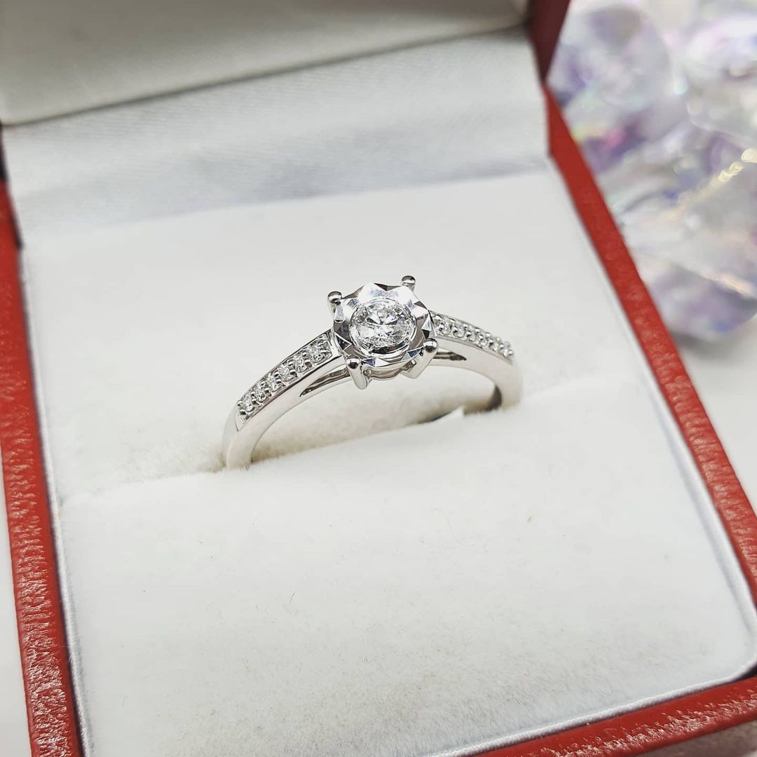 9ct White Gold 0.15ct Diamond Solitaire Ring