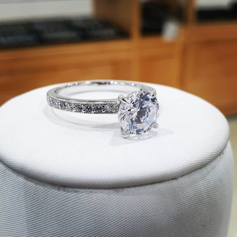 925 Sterling Silver Claw Set Cz Solitaire Ring