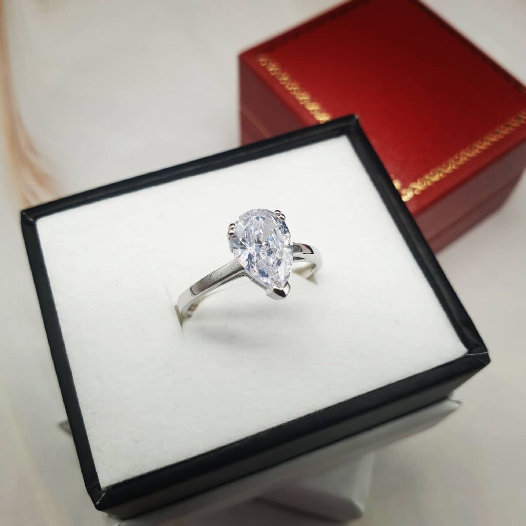 925 Sterling Silver Claw Set Pear Cut Cz Solitaire Ring