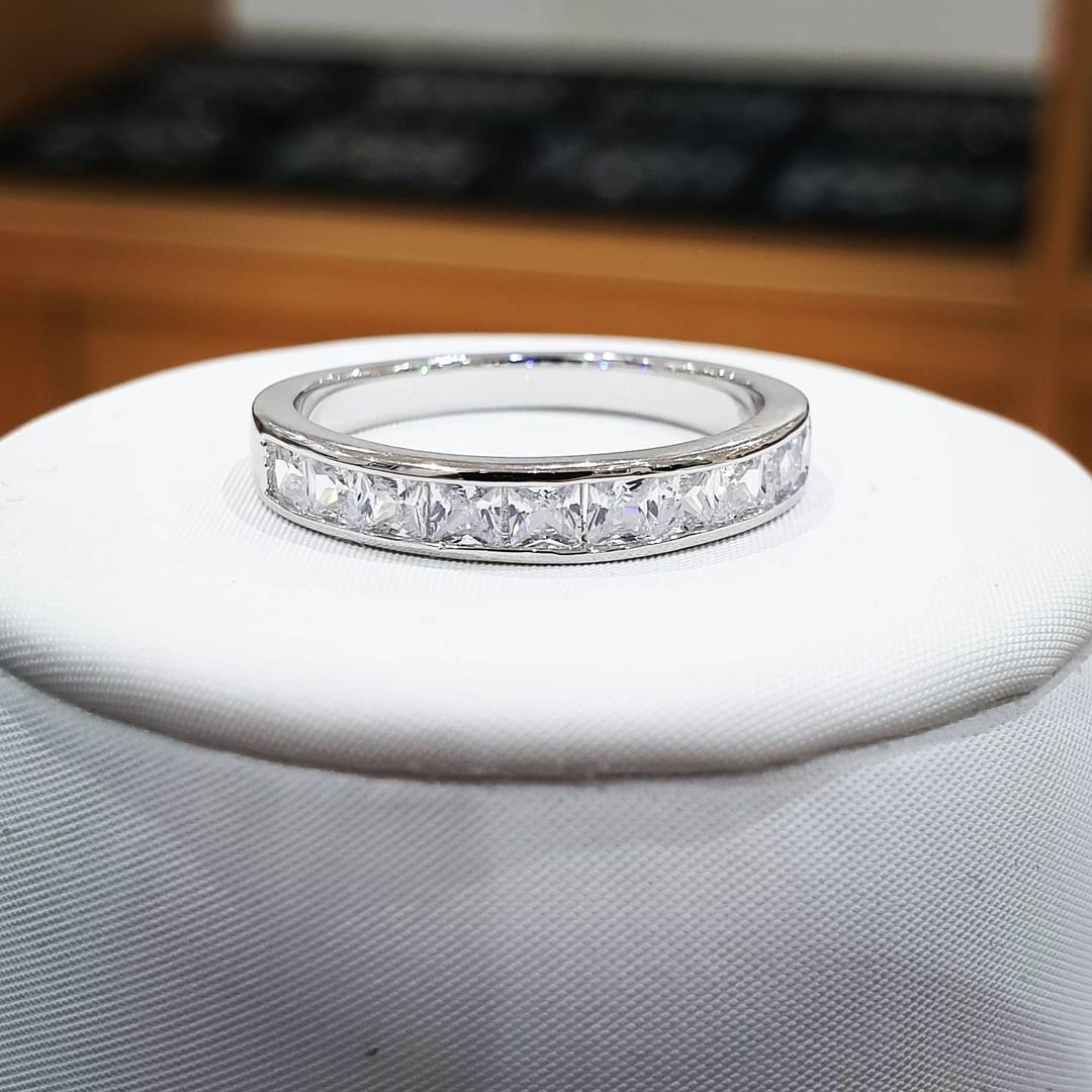 925 Sterling Silver Cz Princess Cut Channel Set Half Eternity Ring