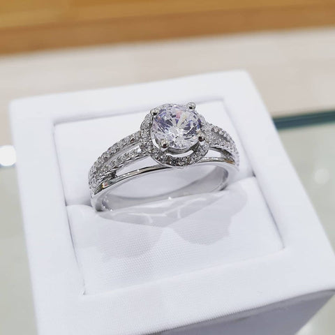 925 Sterling Silver Split Shank with Cz on Shoulders Ring