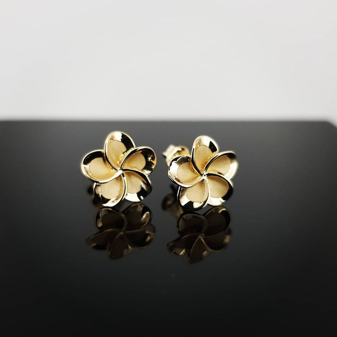 9ct Yellow Gold Flower, Frosty Finish Stud Earrings