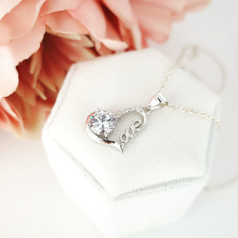 925 Sterling Silver Cz Solitaire Love Heart Pendant with Chain