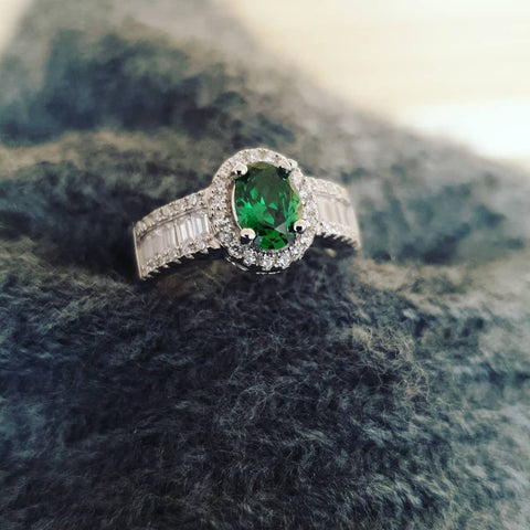 925 Sterling Silver Oval Green CZ with Baguette & Round CZs on Shoulder Ring