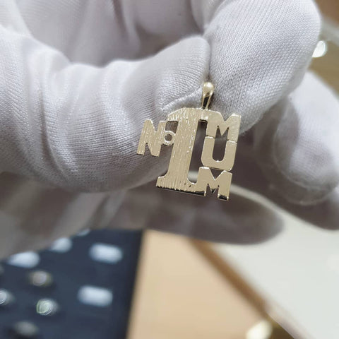 9ct Yellow Gold No:1 Mum Pendant