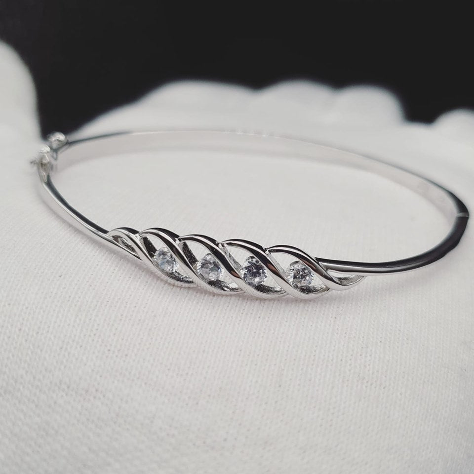 925 Sterling Silver Fancy Cz Bangle