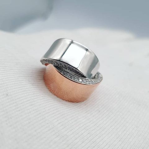 925 Sterling Silver Fancy Two Tone Crossover Ring