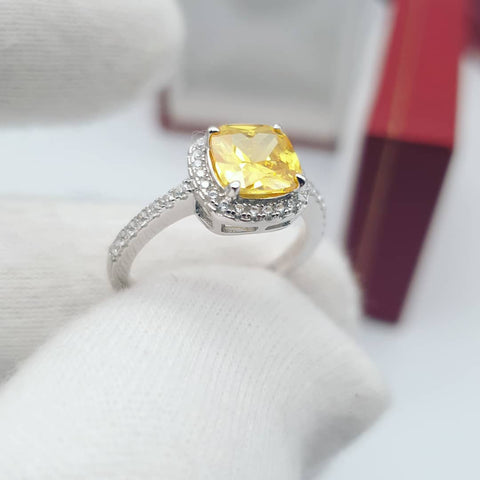 925 Sterling Silver Yellow Cz Cocktail Ring