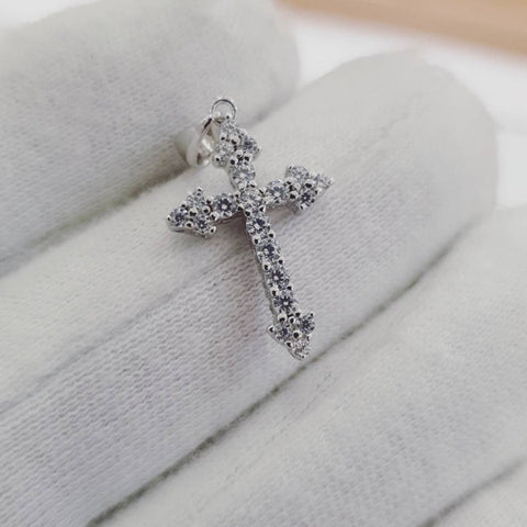 925 Sterling Silver Cz Fancy Cross Pendant with Chain