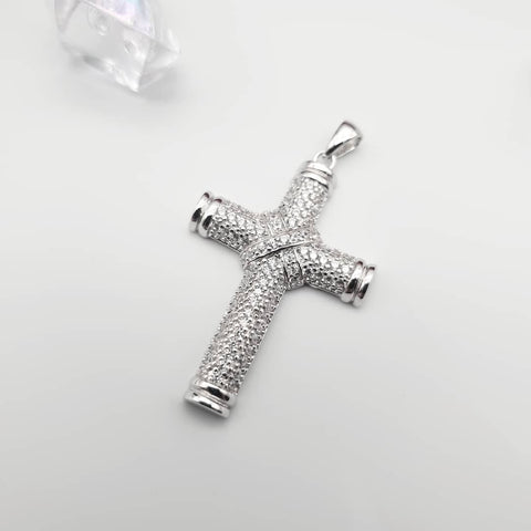 925 Sterling Silver Fancy Cz Kiss Cross with Chain