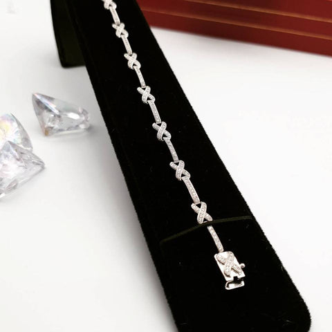 925 Sterling Silver Micro Pave' Kisses 200 Cz Bracelet