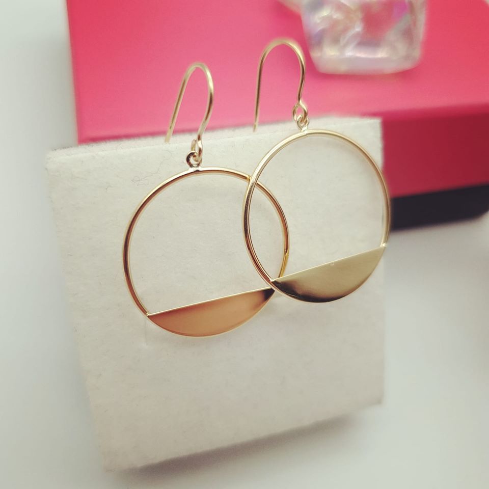 9ct Yellow Gold Circle Drop Earrings