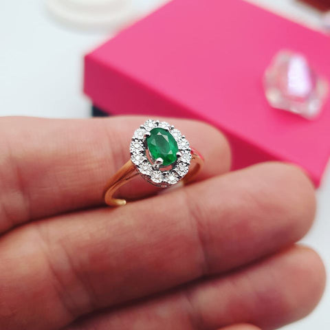 9ct Yellow Gold 0.40ct Emerald Cluster & 0.05ct Diamond Ring