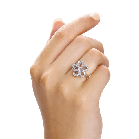 925 Sterling Silver Daisy Shape Fancy Cz Ring
