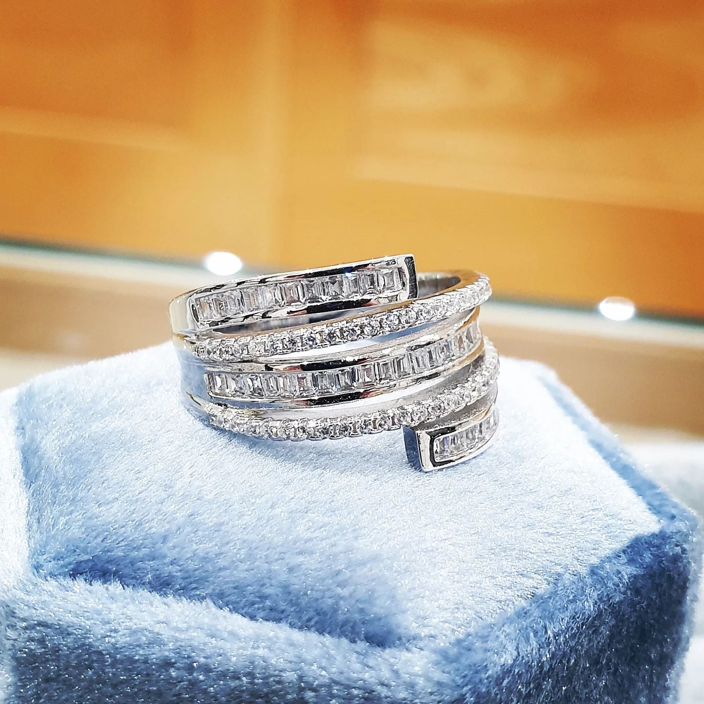 925 Sterling Silver 5-Layered Baguette & Round Cz's Ring J-Jaz