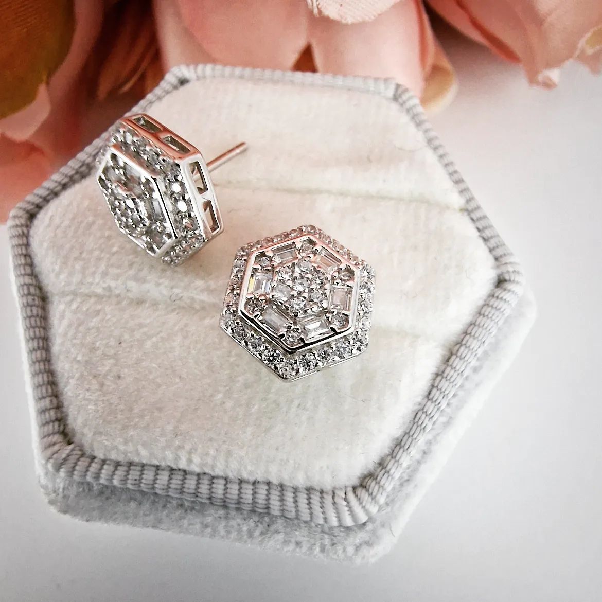 925 Sterling Silver Octagon Shaped Cz Stud Earrings
