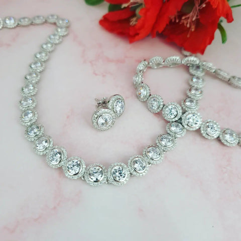 925 Sterling Silver Rubover Round Cubic Zirconia Halo Style Tennis Collarette Necklace