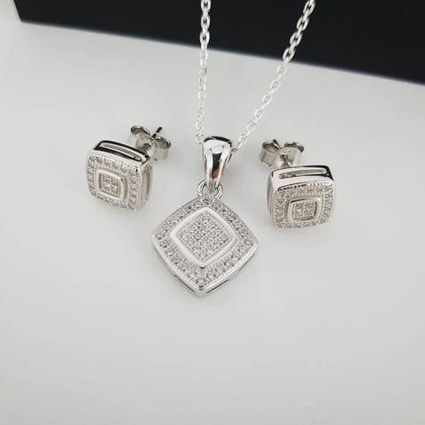 925 Sterling Silver Cushion Set Cz Pendant & Earrings Set (Free Chain)