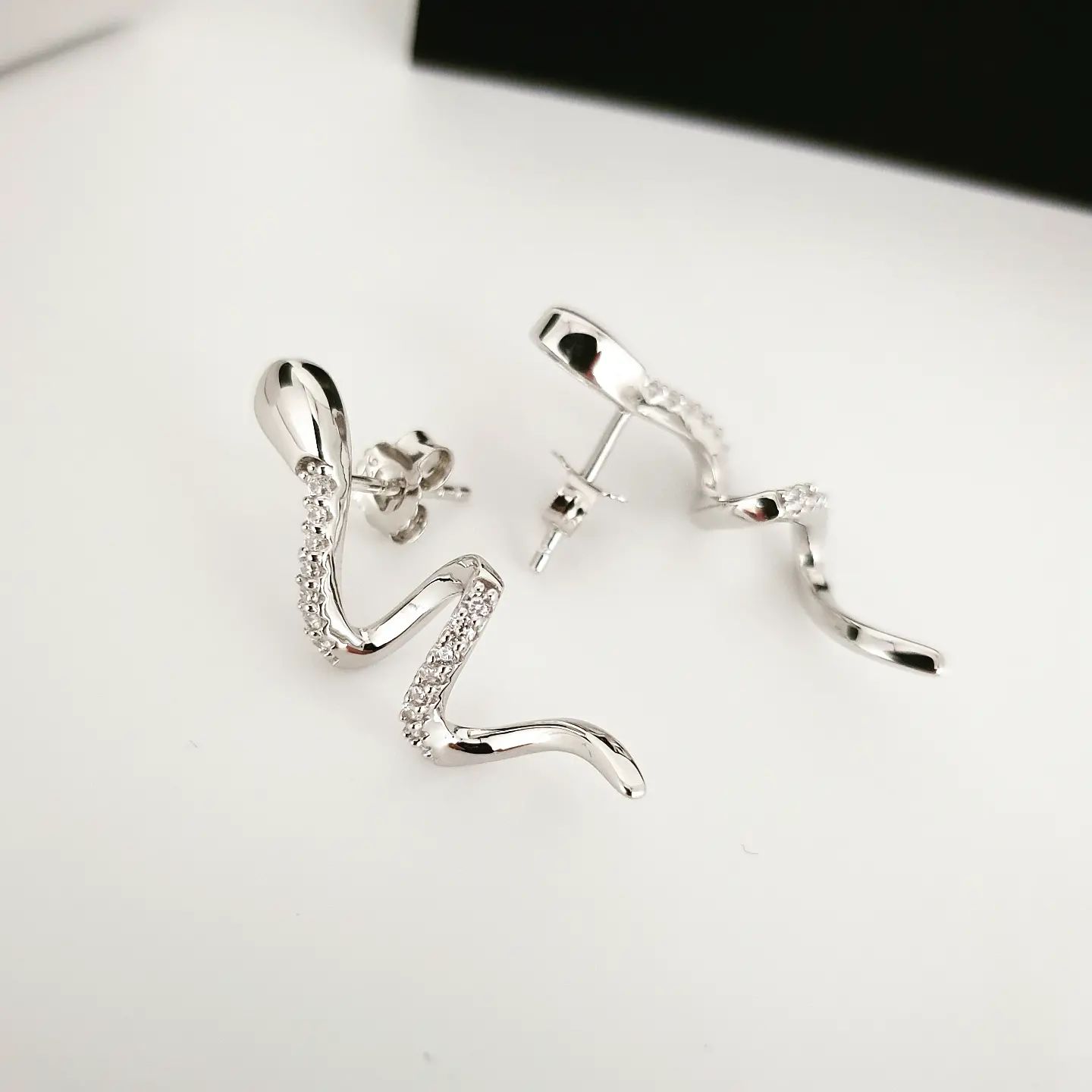 925 Sterling Silver Cubic Zirconia Snake Drop Earrings