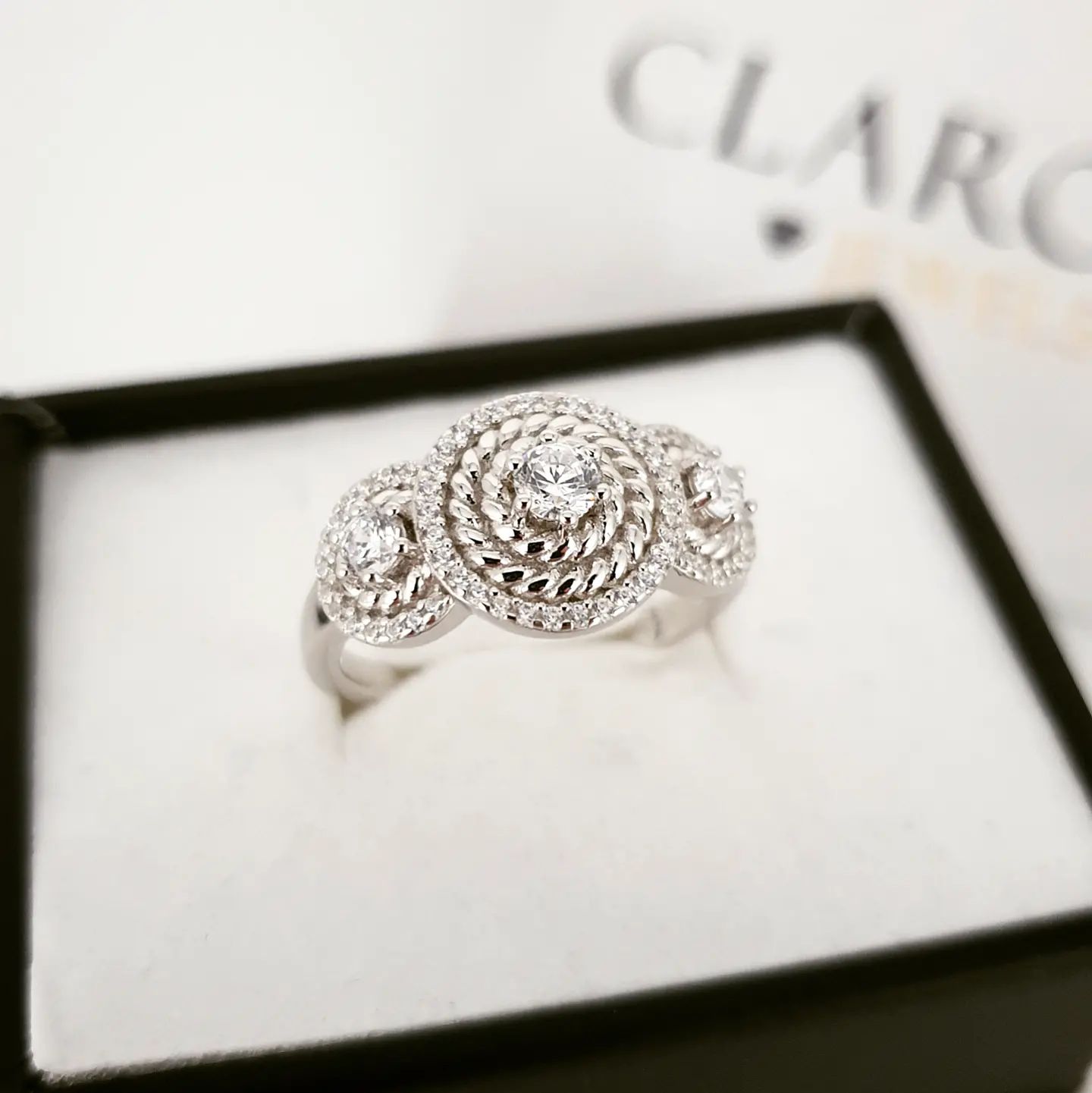 925 Sterling Silver Cz Vintage Halo Trilogy Ring