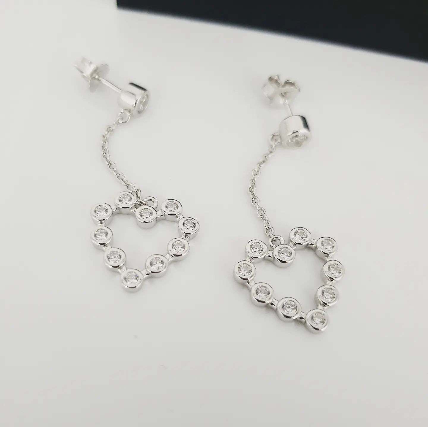 925 Sterling Silver Rubover Cz Heart Drop Earrings J-Jaz