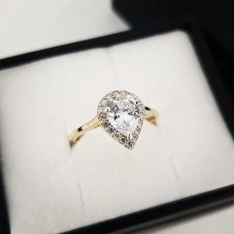 9ct Yellow Gold Cz Tear Drop Halo Ring