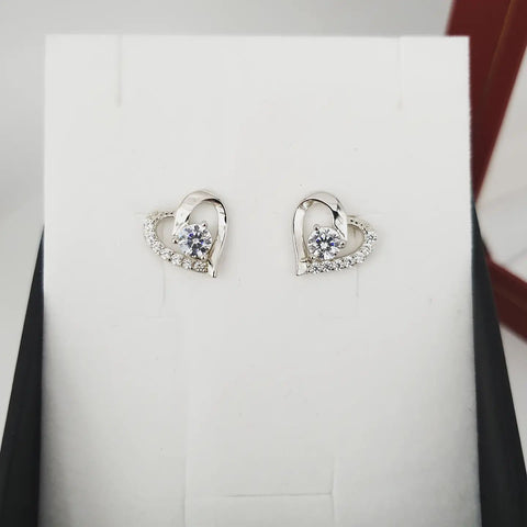 925 Sterling Silver Cz Heart Stud Earrings