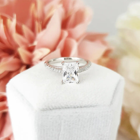 925 Sterling Silver Cz Emerald Cut with Round Cz Shoulders Ring
