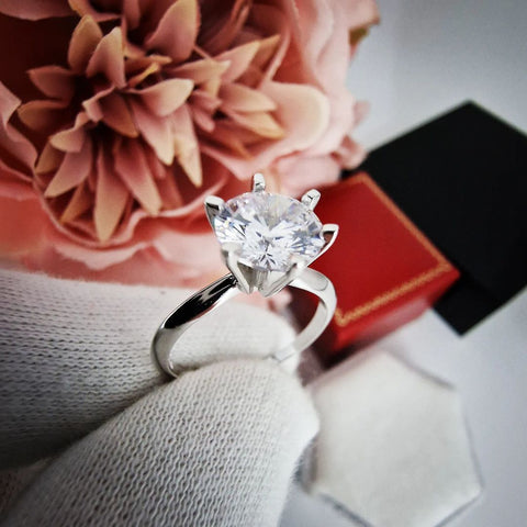 925 Sterling Silver Claw Set Cz Solitaire Ring