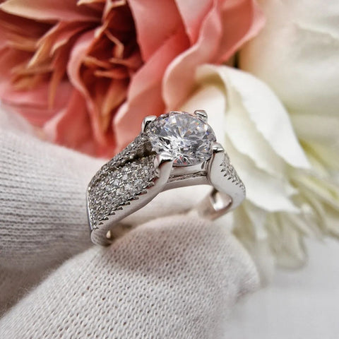 925 Sterling Silver Micro Pave' Round Brilliant Centre Cz Ring - J Jaz